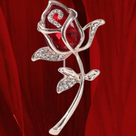 Brooch Red Rhinestone Rose set in Rose-Tone Pin - Picture 3 of 4